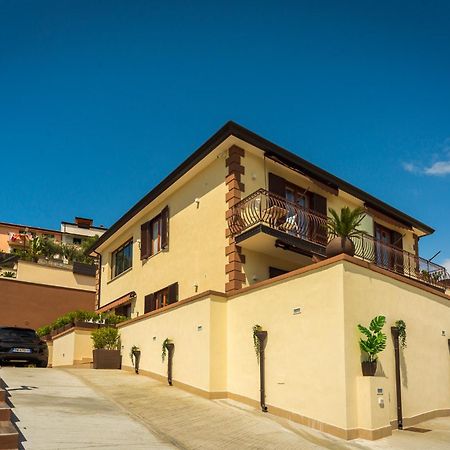 Casa Vacanze - Residence Villa Don Salvatore Агрополи Экстерьер фото